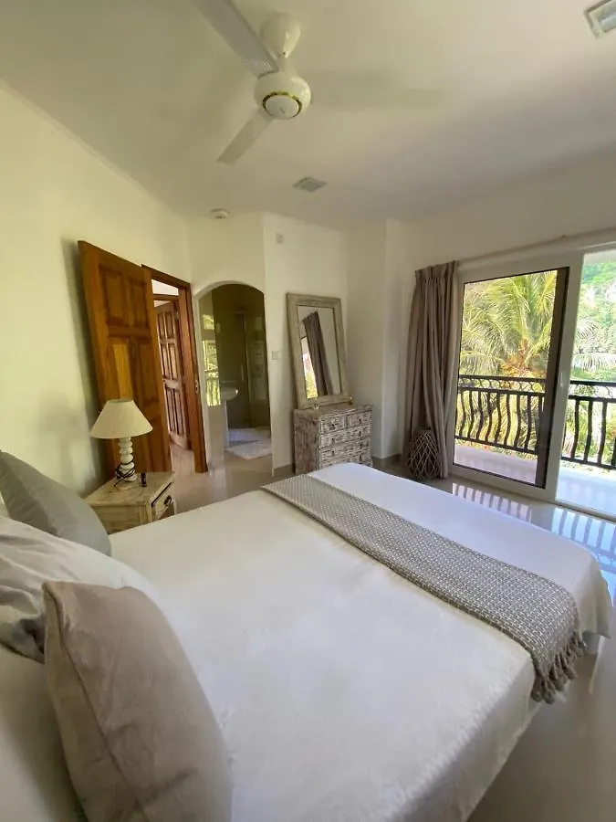 South Hill Villa Anse Royale Apartment