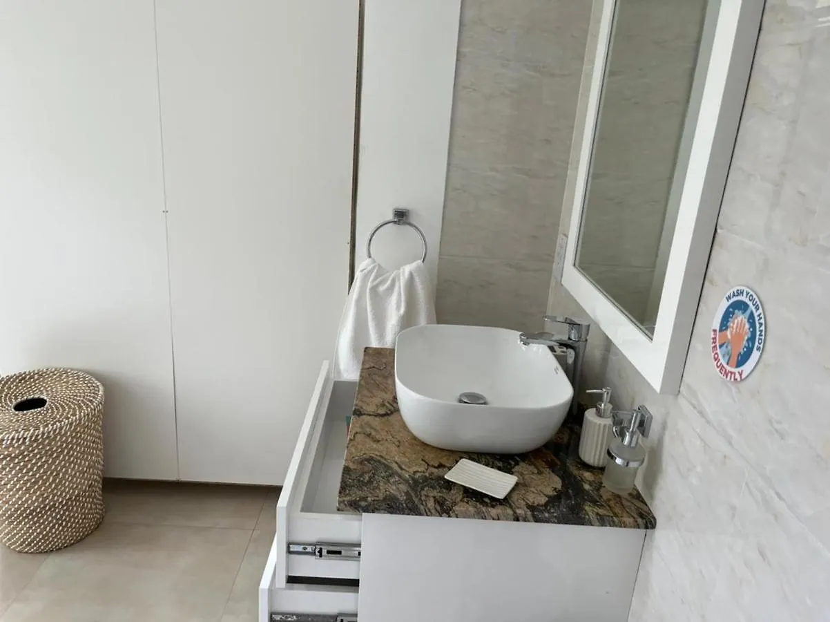 Apartment South Hill Villa Anse Royale