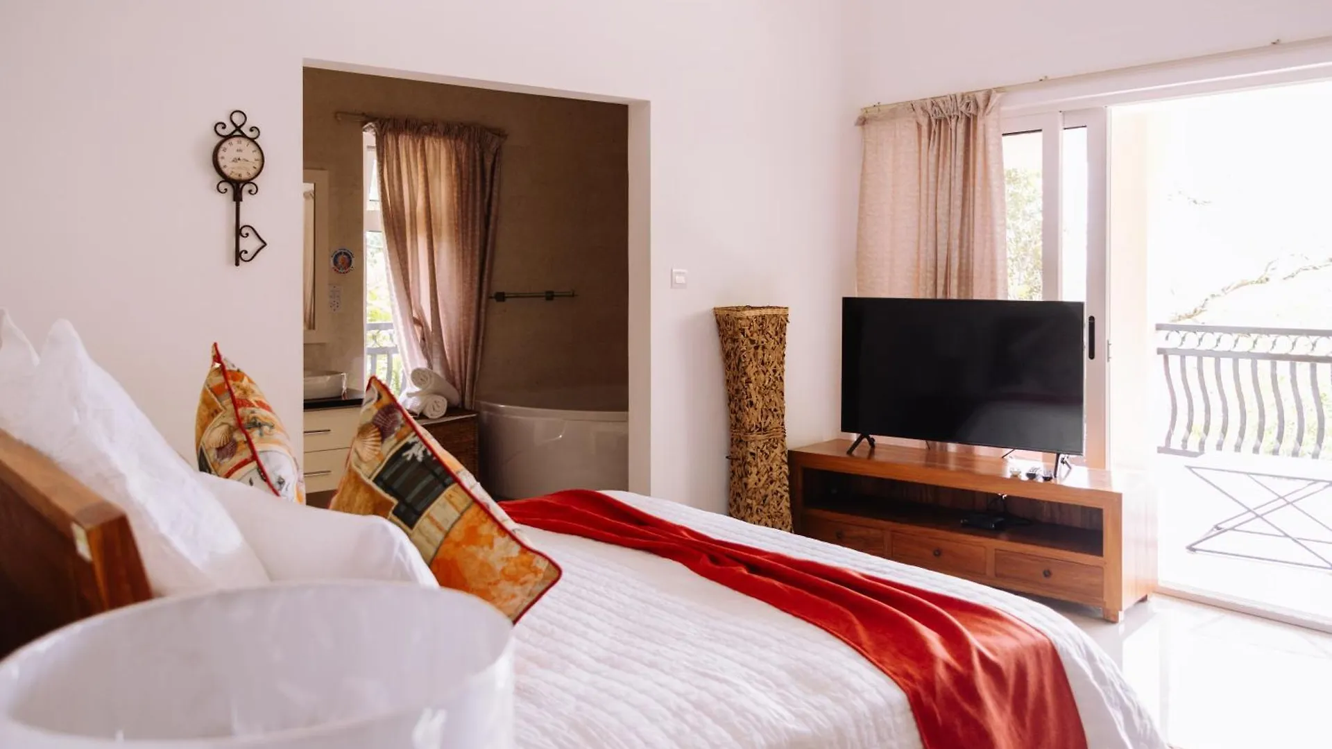 South Hill Villa Anse Royale Seychelles